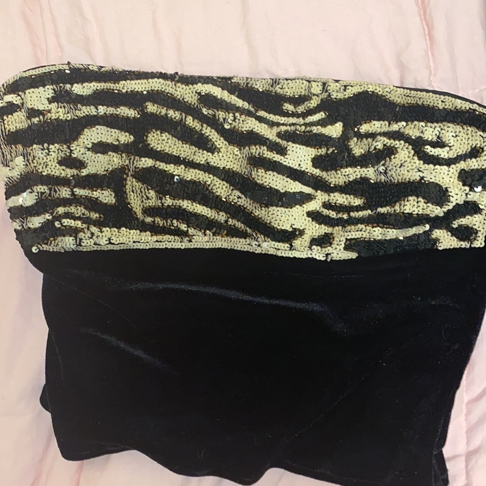 Sequins Skirt and Top w Velevet - Picture 10 of 17